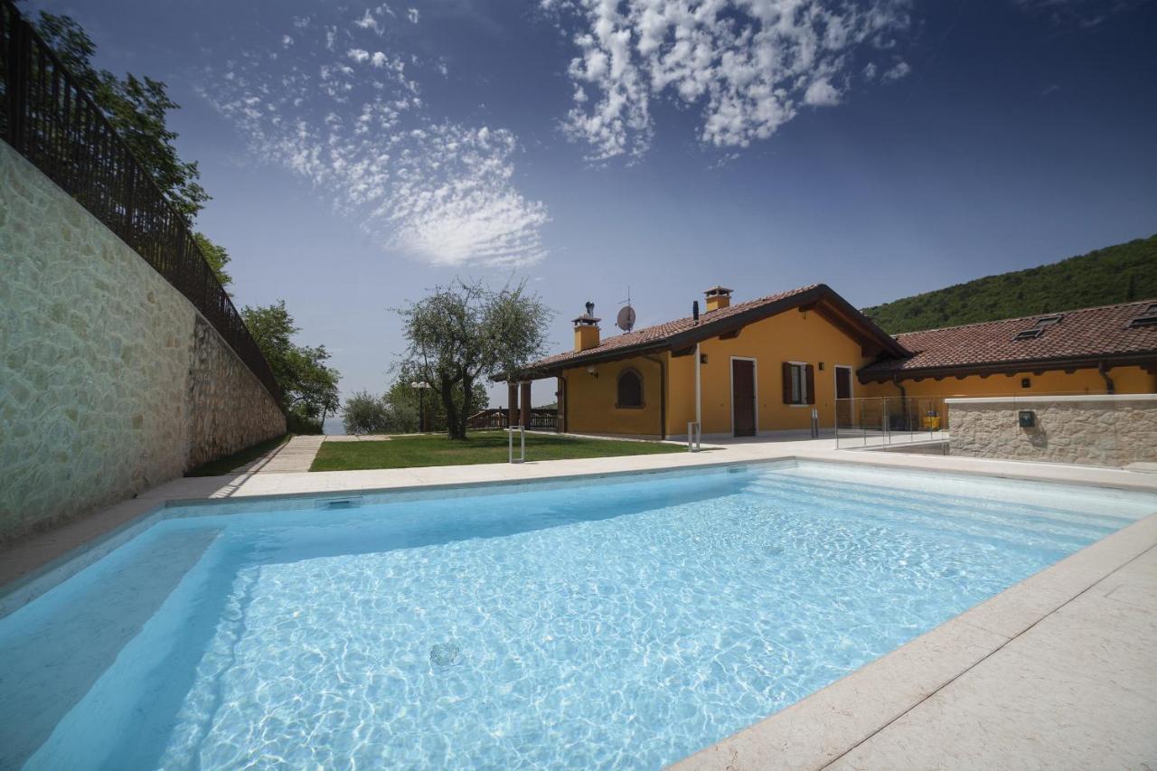 Agriturismo Acinatico Wine Relais ฟูมาเน ภายนอก รูปภาพ