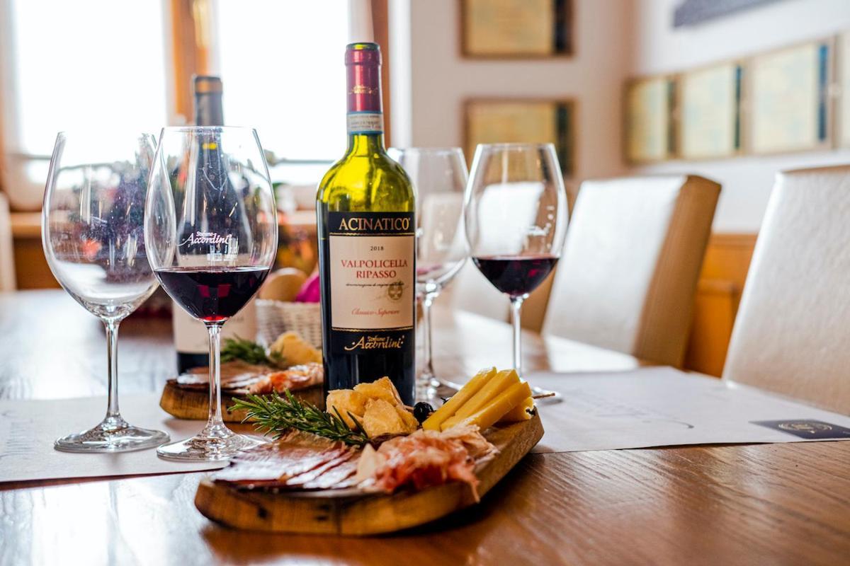 Agriturismo Acinatico Wine Relais ฟูมาเน ภายนอก รูปภาพ